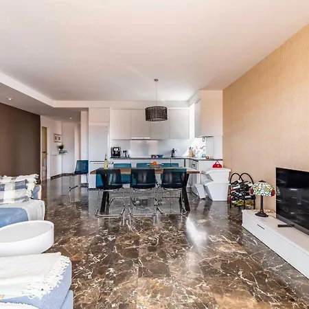 公寓 Spacious 3-bedroom - Casa Annelise 丰希罗拉